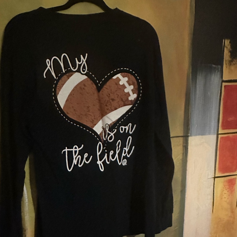 Classic Black Long-Sleeve Cotton Tee, Medium